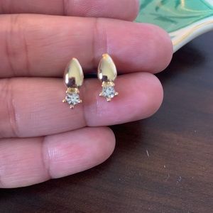 Cute gold stud earrings